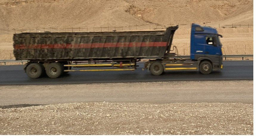 Refinery and Industrial Factory Raw Material Heavy Haulage Services