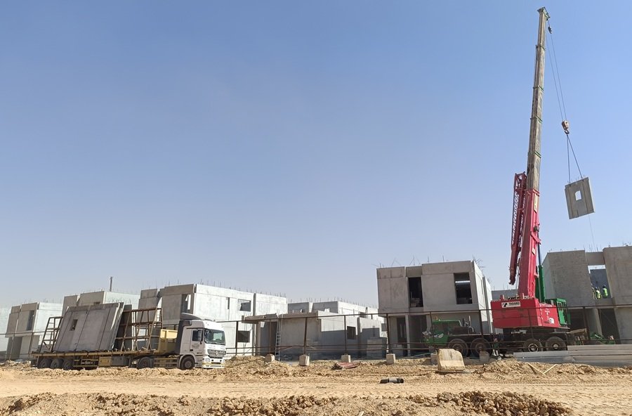 Civil Construction Material and Precast Concrete Lowbed Transport