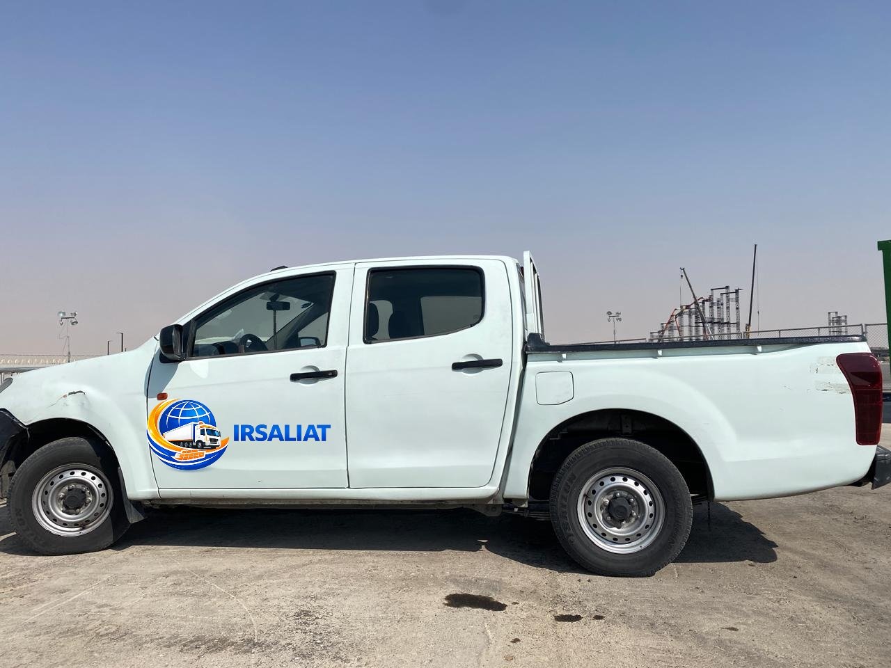 Pickup Truck for Quick Transportation Services