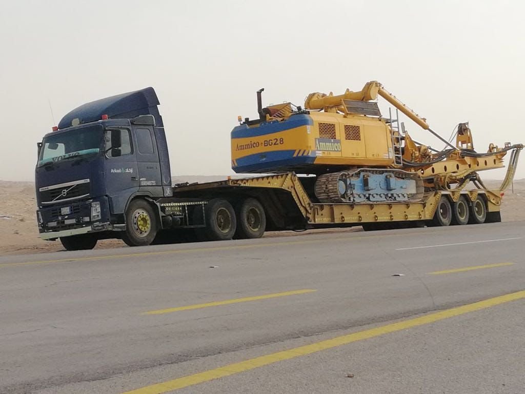 Lowbed Truck for Transportation Equipment inside Riyadh